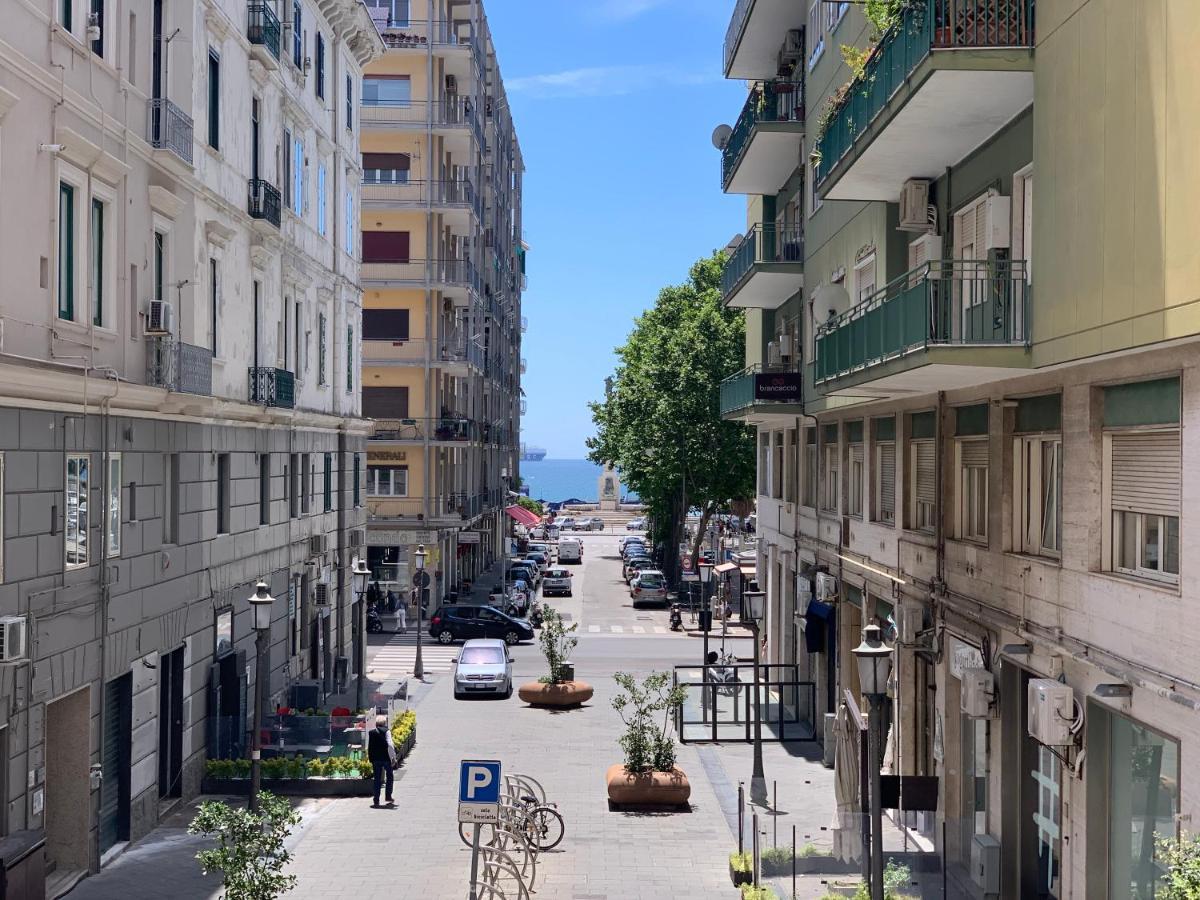 Civico Cinque Home Luxury Apartment Salerno Buitenkant foto