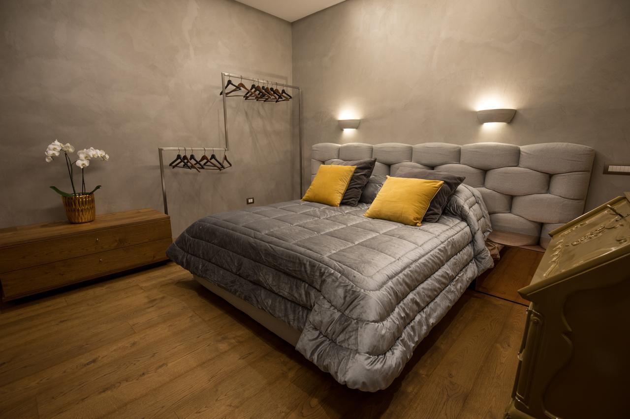 Civico Cinque Home Luxury Apartment Salerno Buitenkant foto