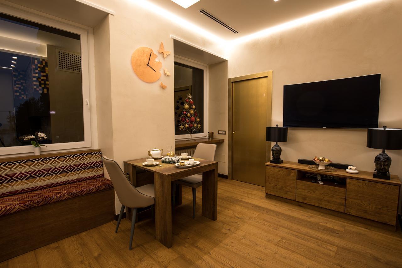 Civico Cinque Home Luxury Apartment Salerno Buitenkant foto